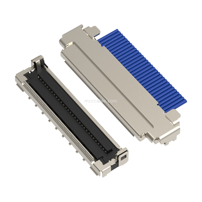 MICRO COAX CABLE 30P 20878-030T-01  Micro Coaxial LVDS Cable With EMC shielding and mechanical locking