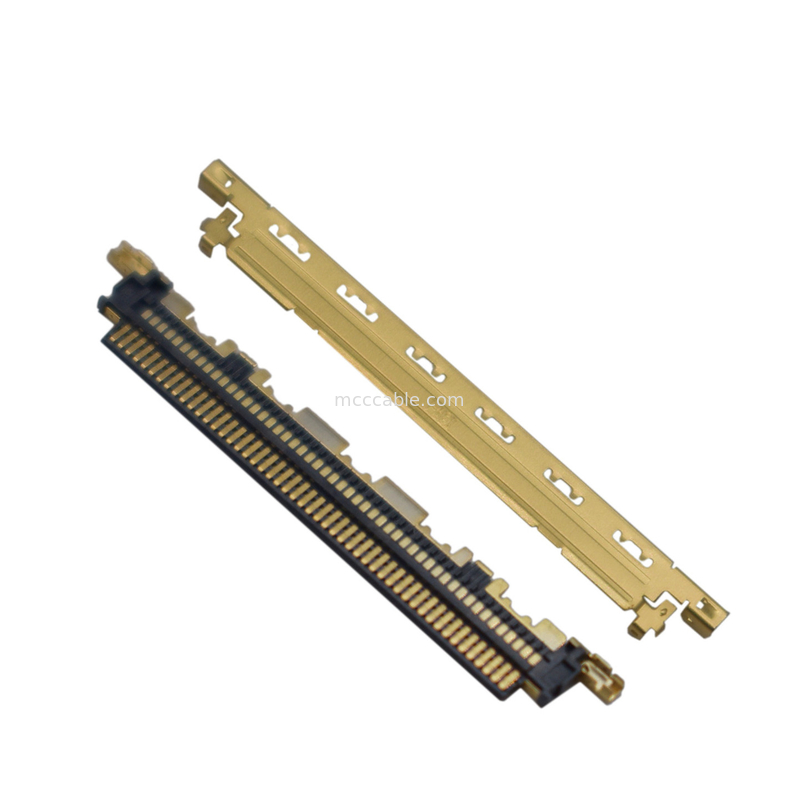 20846-040T-01 Fully-shielded with mechanical lock Suitable for high-data-rate transfer (20 Gbps/lane)